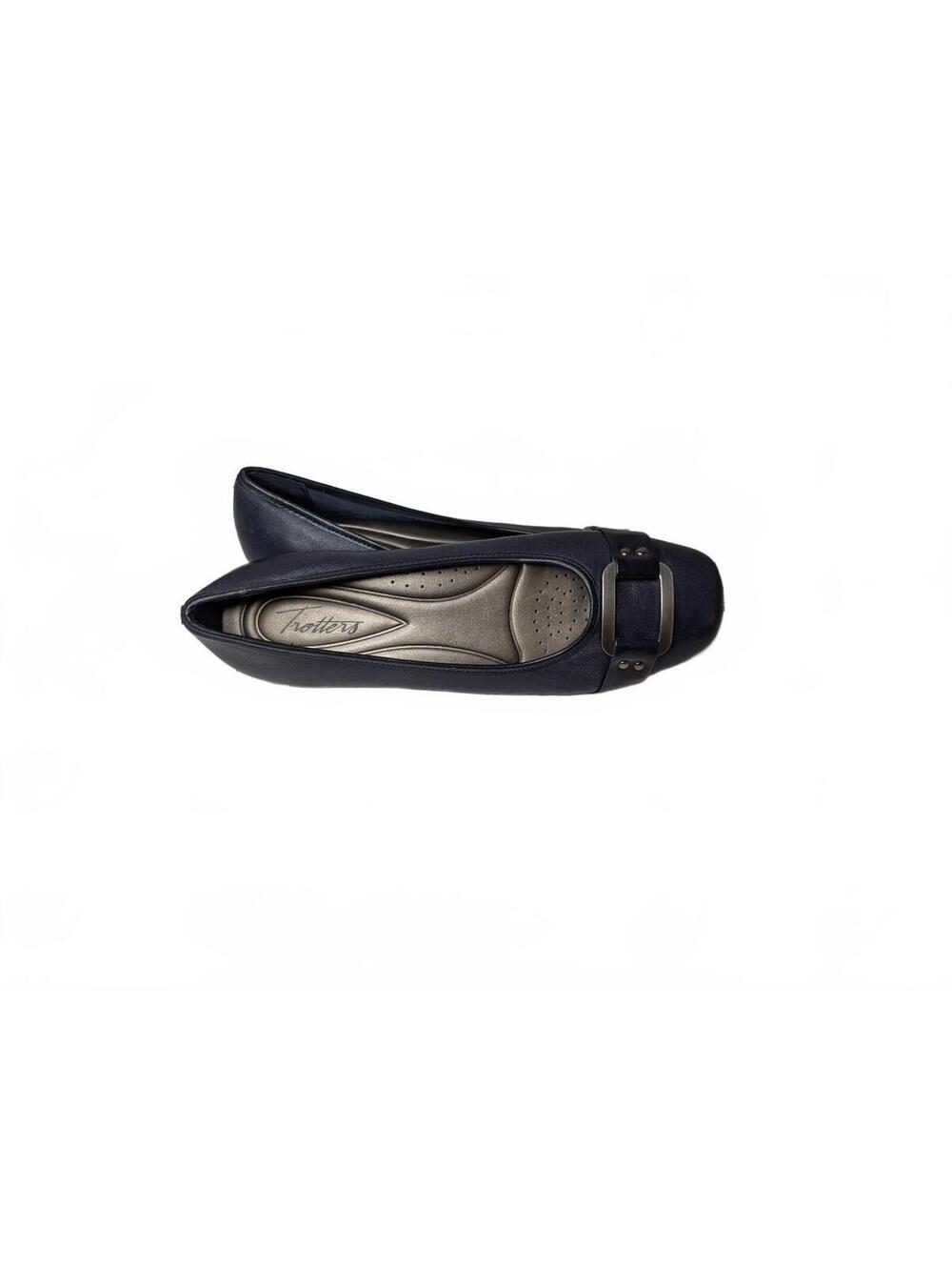 Trotters Sizzle Navy Blue Ballet Flats with Metal Buckle 8.5 Narrow